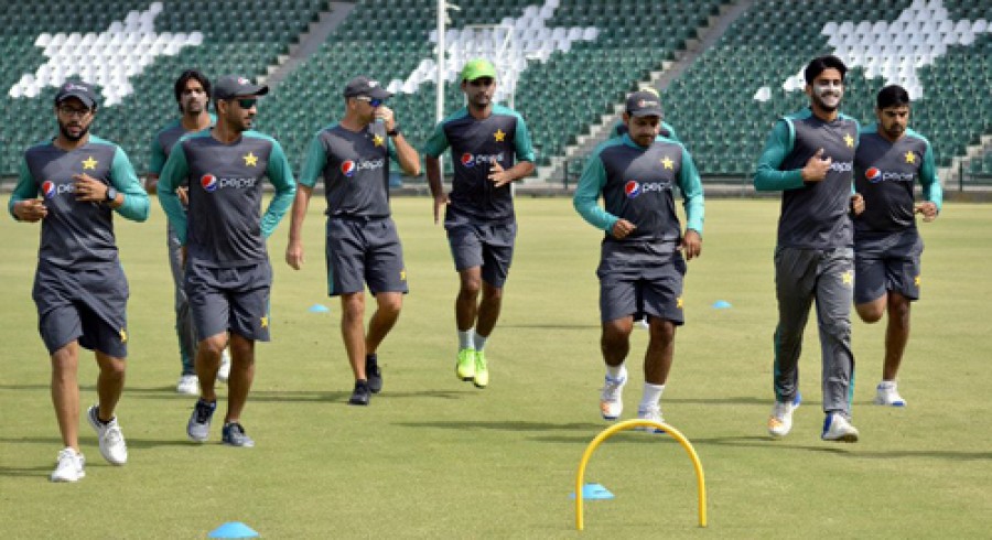 Pakistan leave for Ireland-England tour